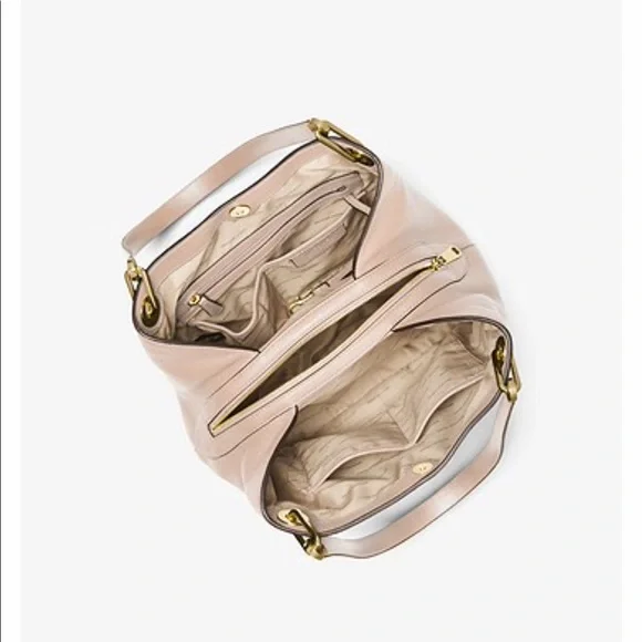 SOLD-🖤MICHAEL Michael Kors Raven Large Shoulder Bag - Picture 5 of 15